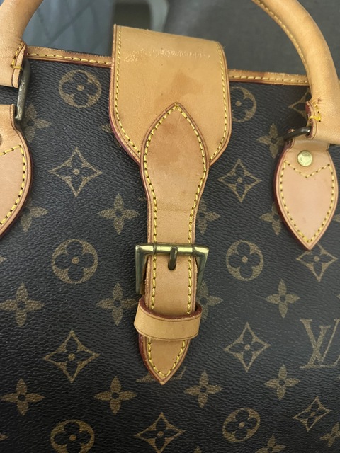 Louis Vuitton Rivoli Business Bag