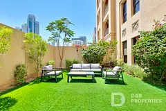 Huge Garden | Old Town | Special Unit