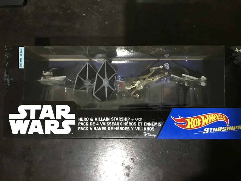 Hot Wheels Starships Star Wars Hero  Villain Starhip 4 Pack63207402561793113