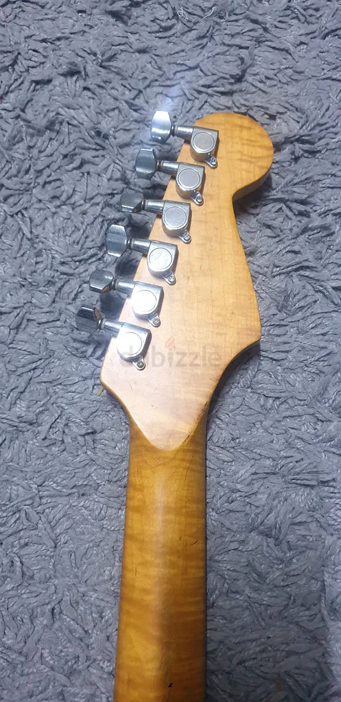 Lefthanded electric guitar