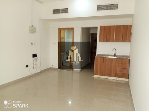 Studio Apartments for rent in Shabiya 12 - Studio Flat rentals | dubizzle