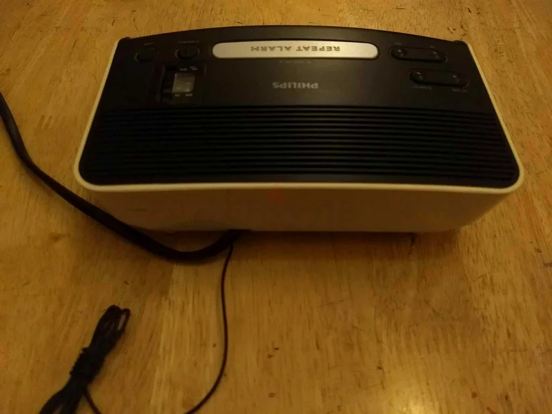 Clock Radio63264593732738112