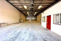 Spacious Insulated | Office | 8m Height