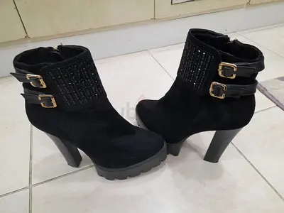 Boot black velvet Qilas 39