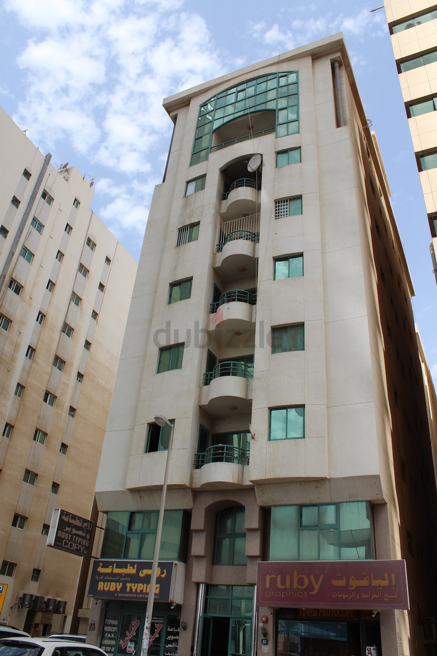 Exclusive !!! To Let Office //1 Bathrooms // Located Opposite To Corniche Al Buhaira.