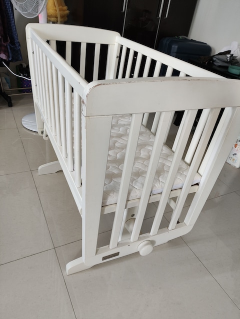 Free baby crib sales near me