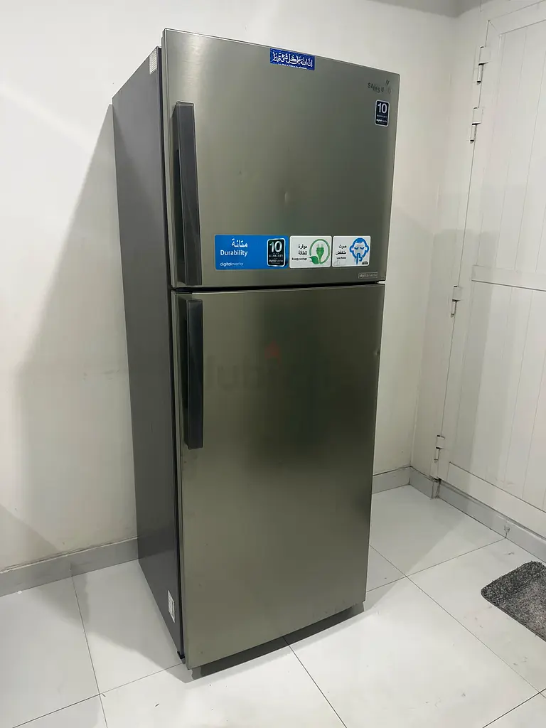 Samsung fridge for sale in fresh condition