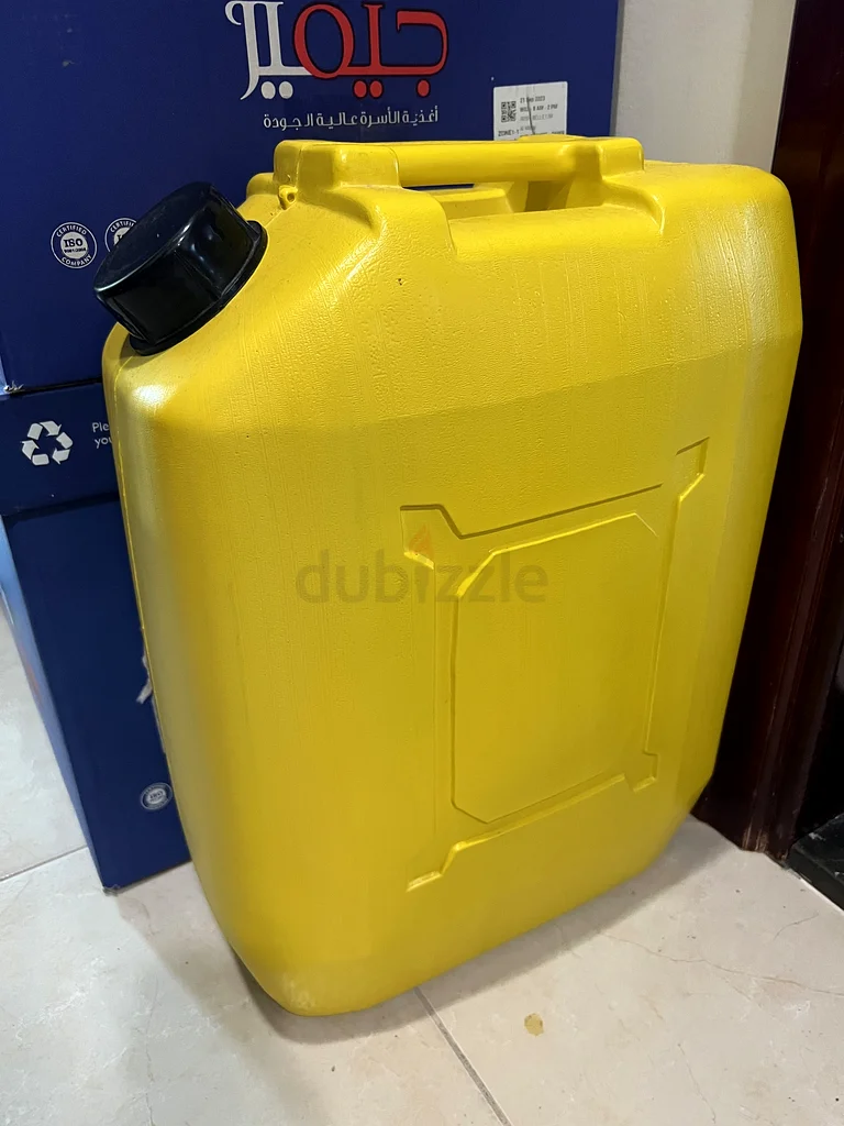 حَوْض وقود بلاستيكي متين سعة 20 لترًا63246749085827111