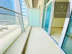 Looking Vista Apartment/ Updated Kitchen Appliances/ Balcony