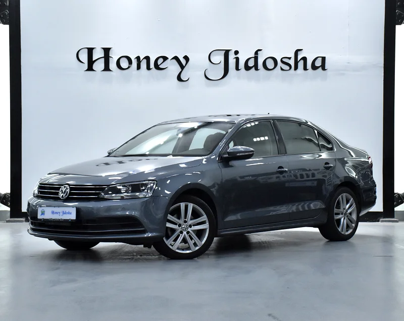 BIG TIME OFFER FOR 3 DAYS! CASH ONLY! Volkswagen Jetta ( 2018 Model ) in Grey Color GCC Specs631703849322261119