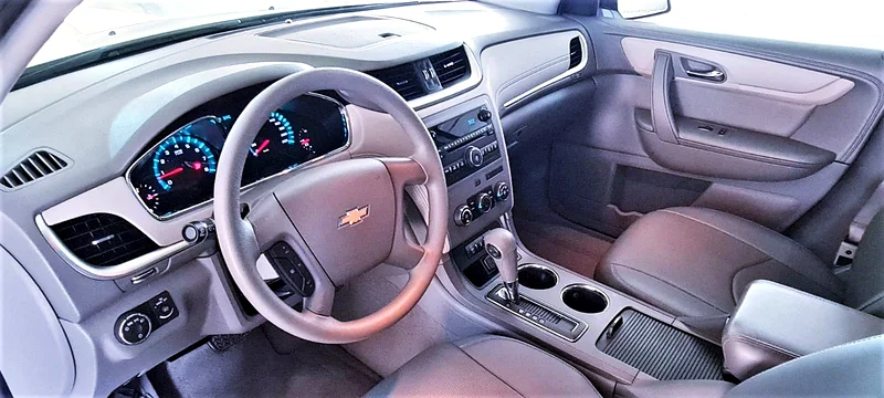 BEST!!!  CHEVROLET TRAVESE LS GCC IN MINT CONDITION !!!63173120459393111