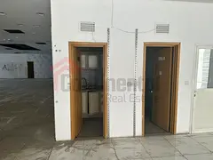 Huge Shop On The Main Road In Sharjah