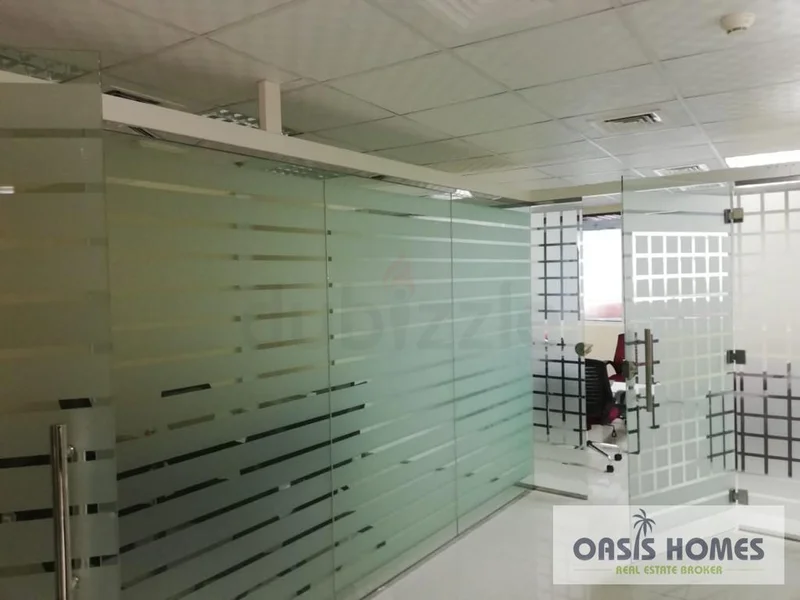Fully Fitted Office With Glass Partitions In Le Solarium Tower Good Location Vacant