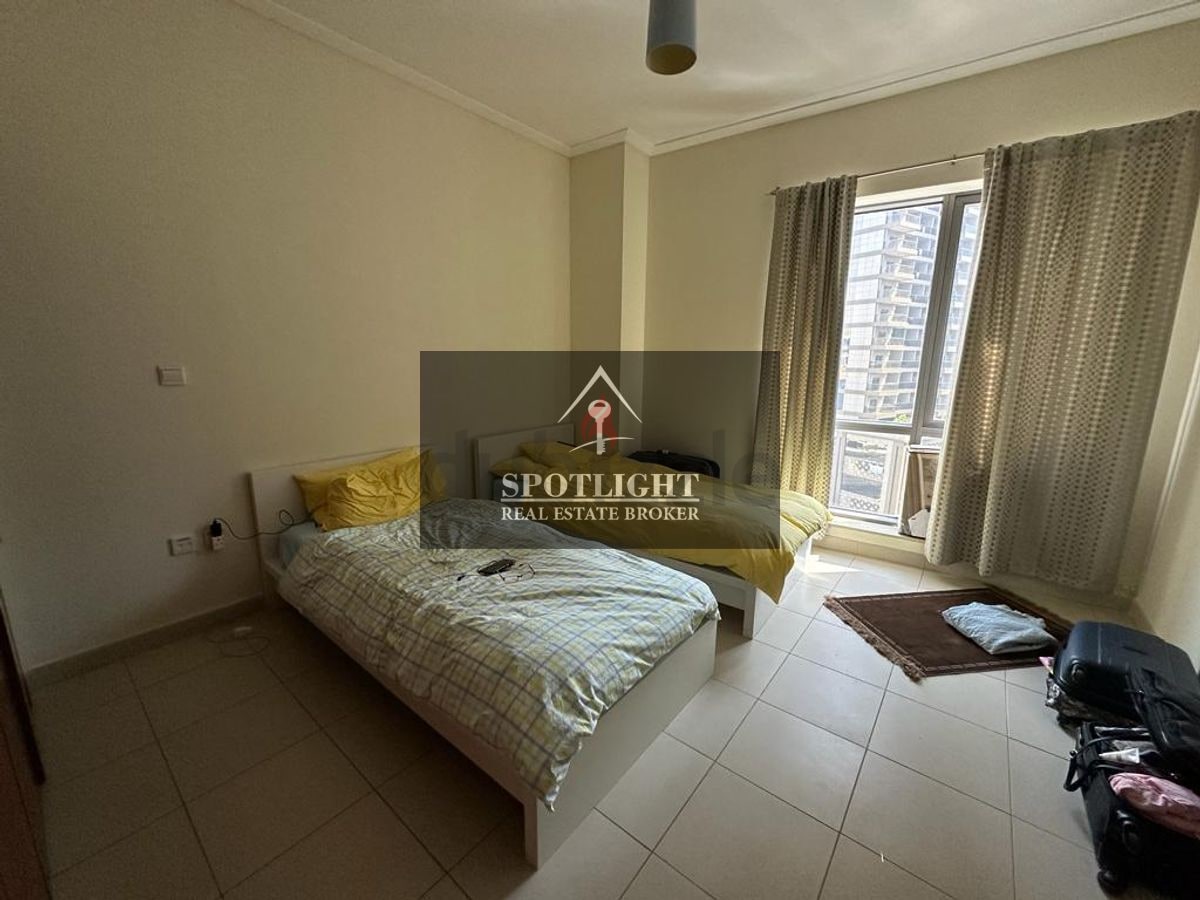 Specious | Two Bedroom Apartment | Chiller Free | Mid Floor | Downtown