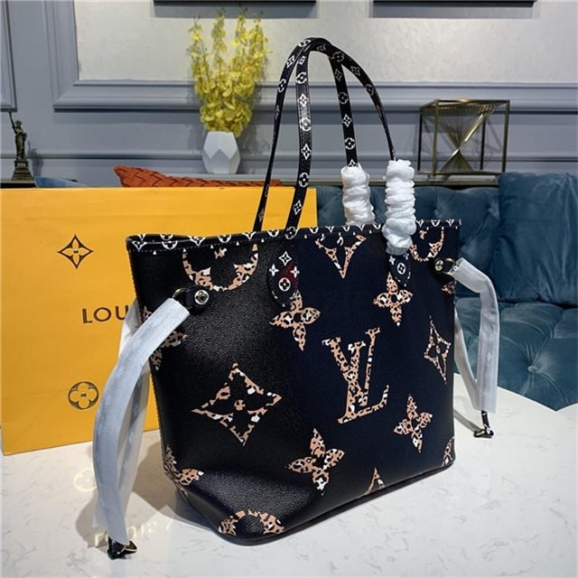 Louis Vuitton Monogram Giant Jungle Neverfull MM Black