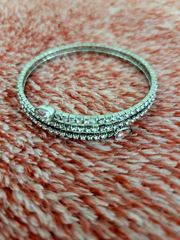 Swarovski Twisty Drop Bangle Bracelet Stone