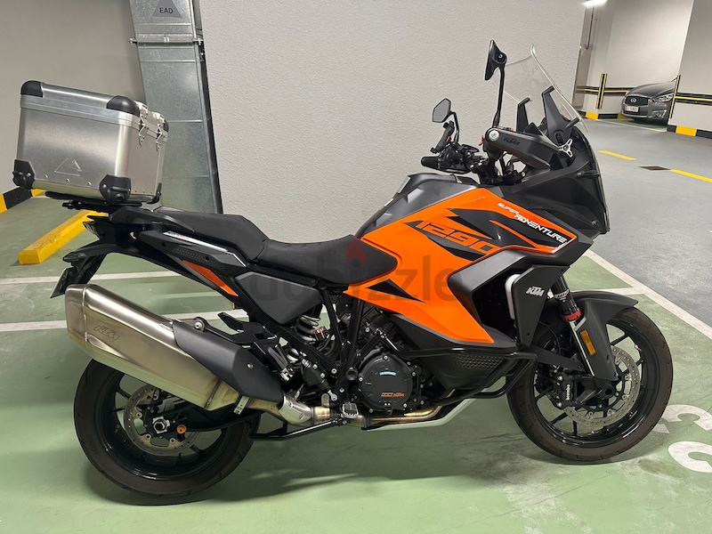 ktm 1290s