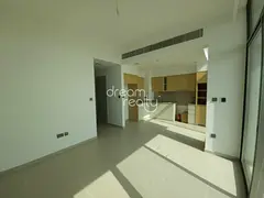 Brand New/3bhk With Maid/single Row