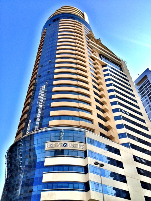 Sheikh Zayed View | 8th Floor Office | Fitted | 4% Commission Limited Time