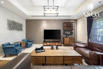 Perfect Vastu | Owner Occupied|Single Row away from road