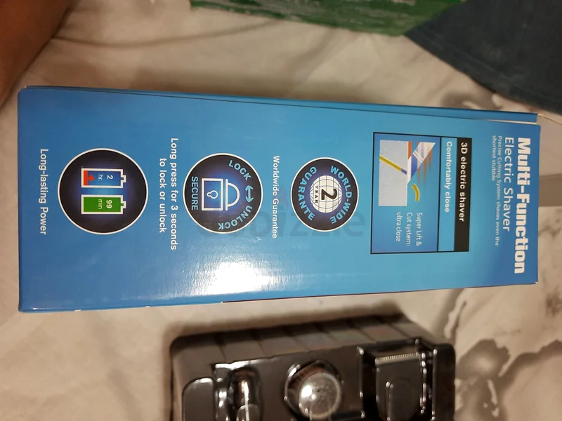 FOR SALE price reduced BRAND NEW ELECTRIC SHAVER WET AND DRY63243681803522111