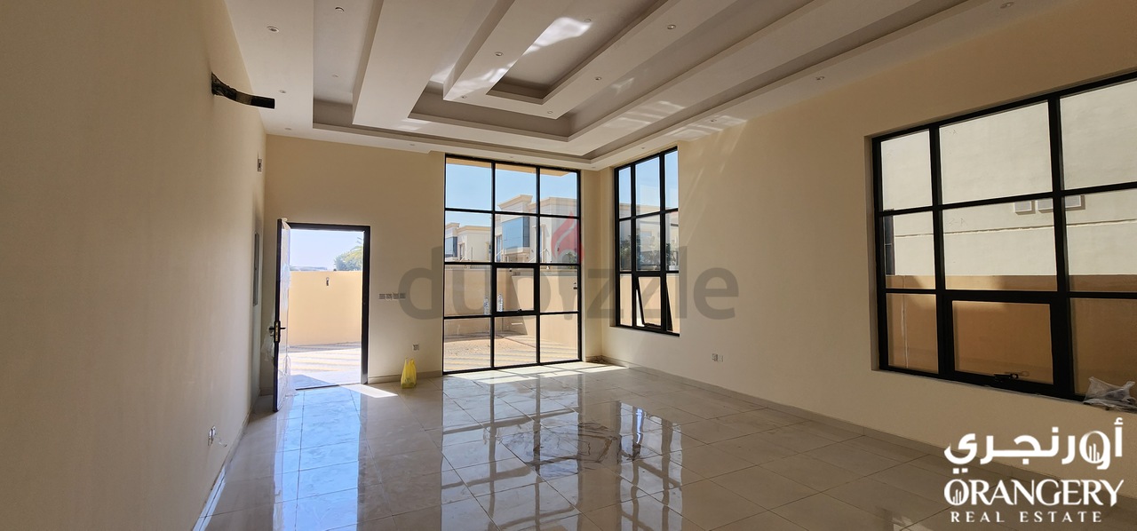 For Sale, A Super Deluxe Villa In Umm Al Quwain