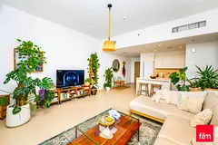 Mid Floor | Vacant | Prime Location