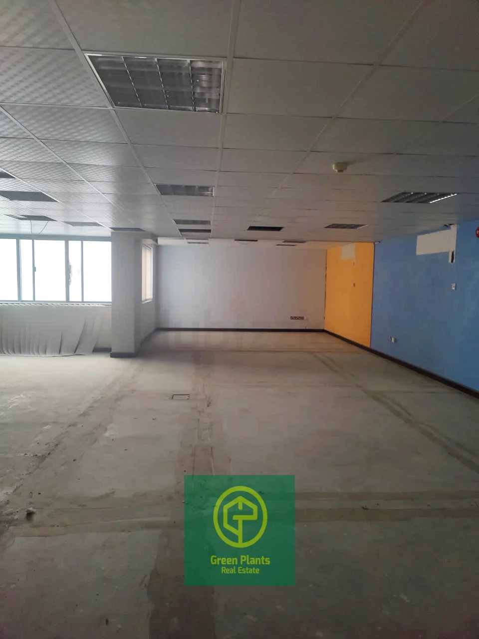 Hor Al Anz 1,394 Sq. Ft Office With Ready Glass Partition