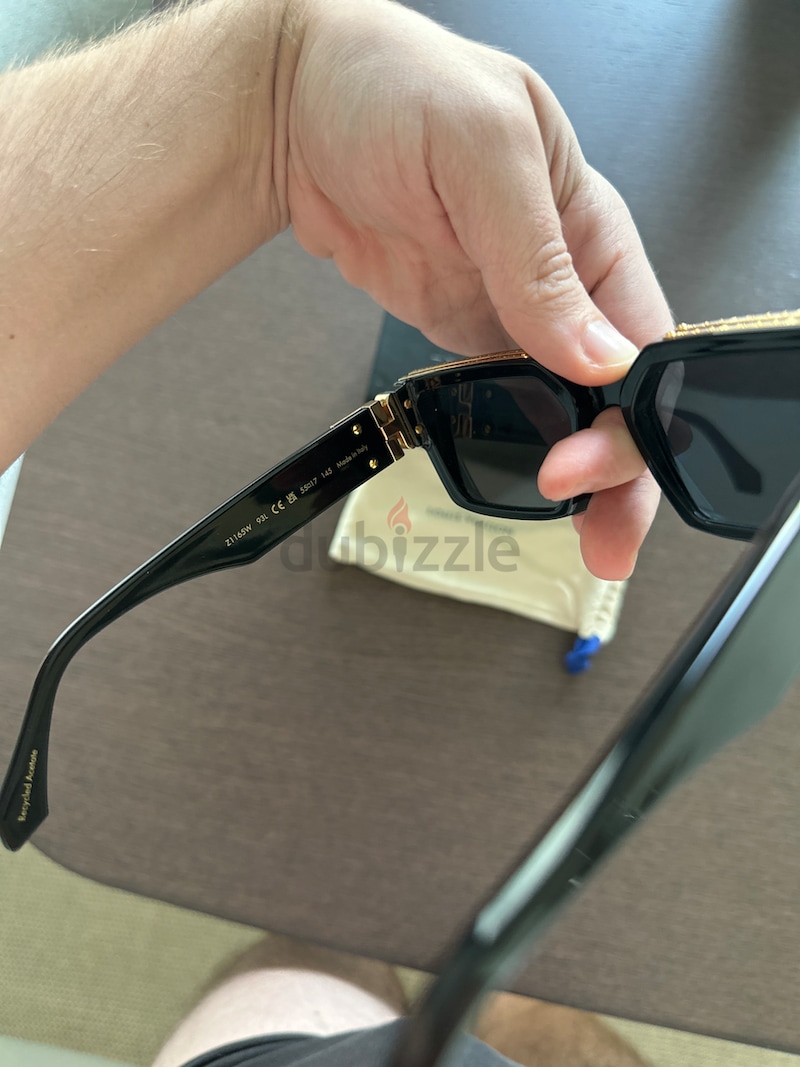 Louis Vuitton Red Z1165W 1.1 Millionaires Square Sunglasses