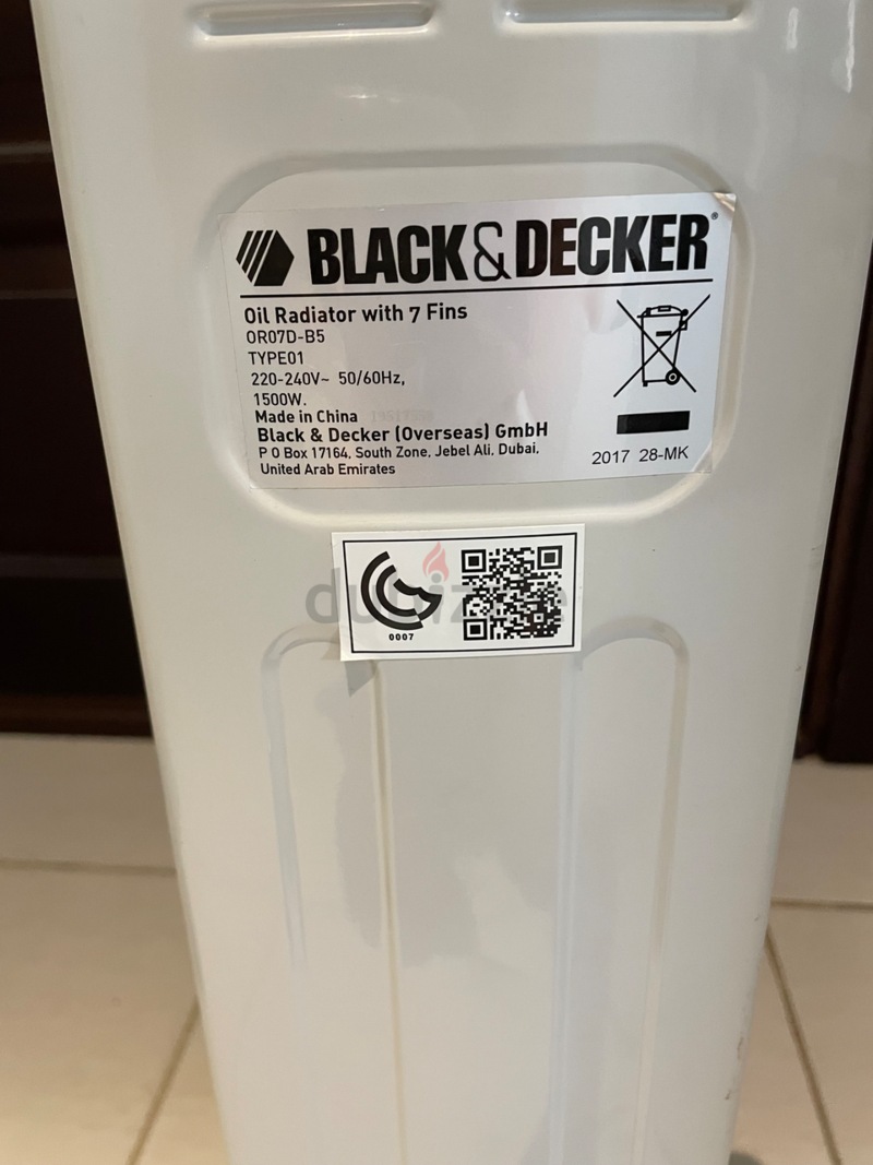 Black Decker or07d Seven Fin Oil Radiator Heater 220 Volts 50 Hz
