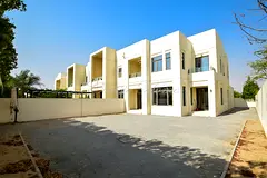 Corner Villa| Single Row| Type B| 4 Car Park Spaces