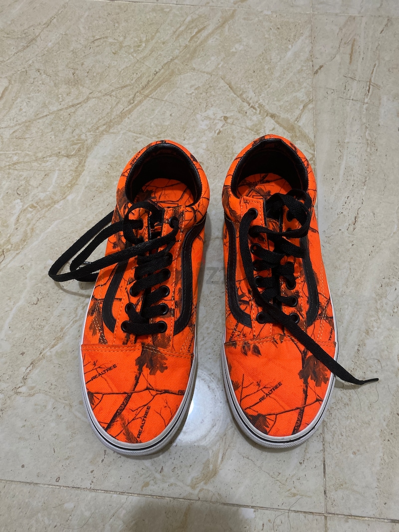 Size 40 outlet vans