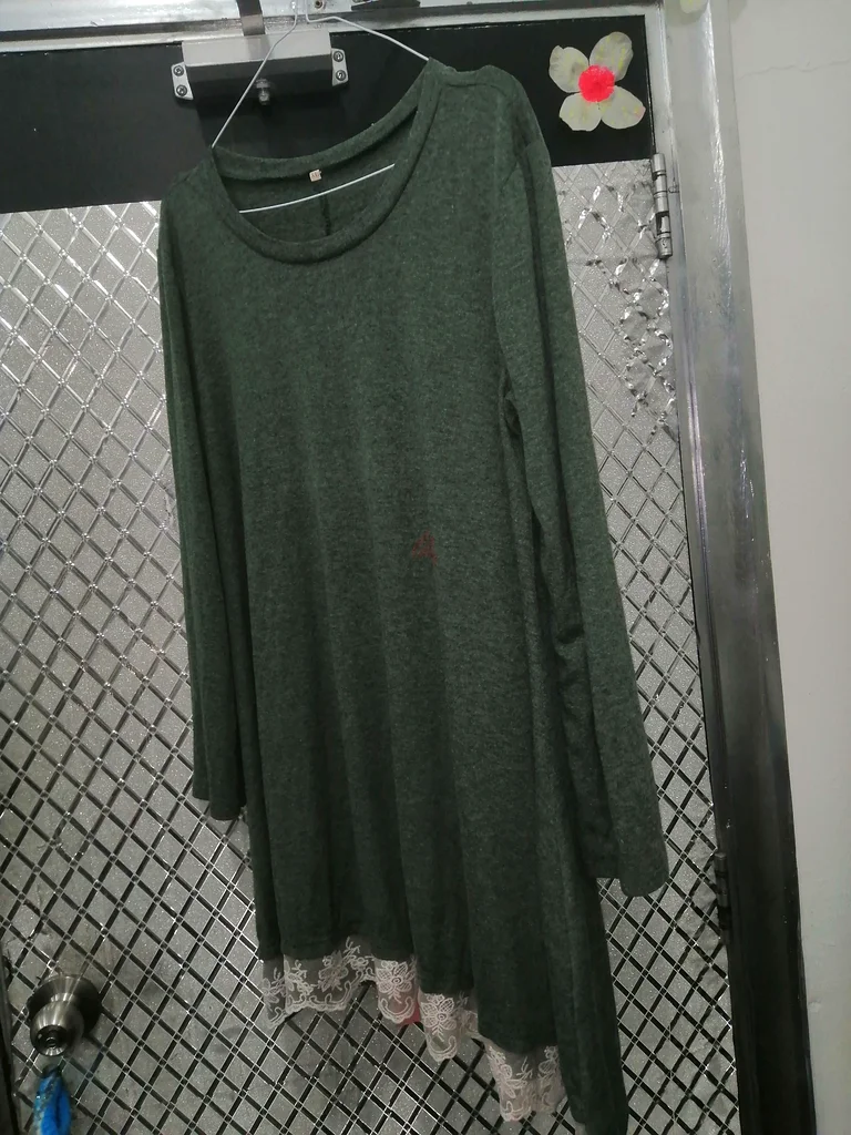 Used clothes for women