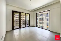 Corner Unit/ Furnished/ Pool View