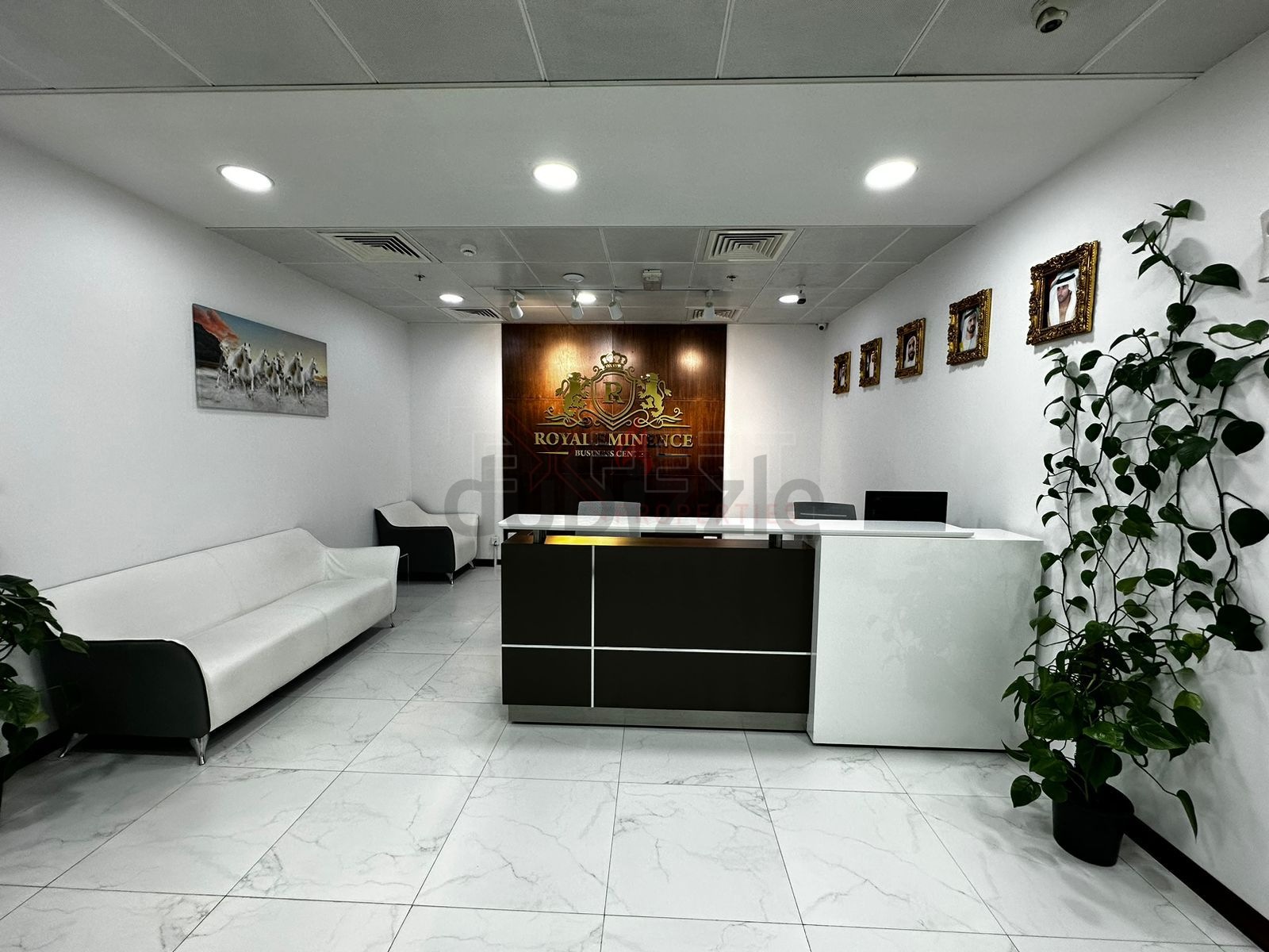 Prime Location Fully Furnished Luxery Office