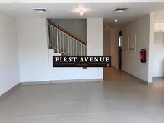 Exclusive 3 Bed Spacious Villa In Maple 1 ( No Agents )