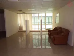 Spacious Office At Prime Location With Free Parking