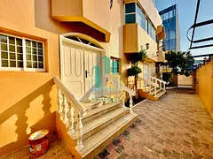 Spacious 5bedroom Villa With Pool Bedside The Beach