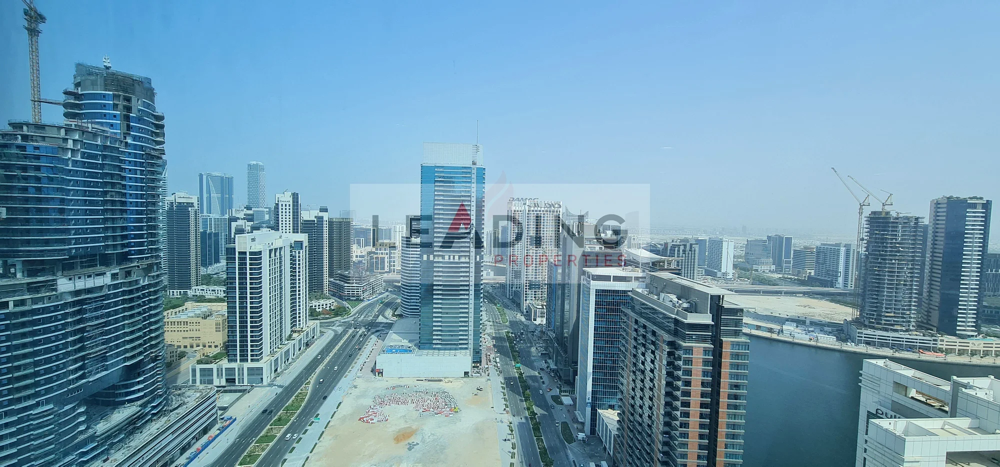 Luxirious | Own Separat Office | Lowest Price
