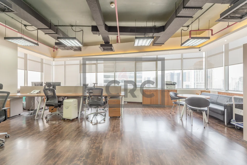 Furnished L Full Partitions L Wooden Floors
