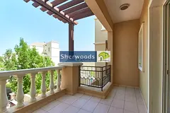 Upcoming Fully Furnished Townhouse - Walk To Beach