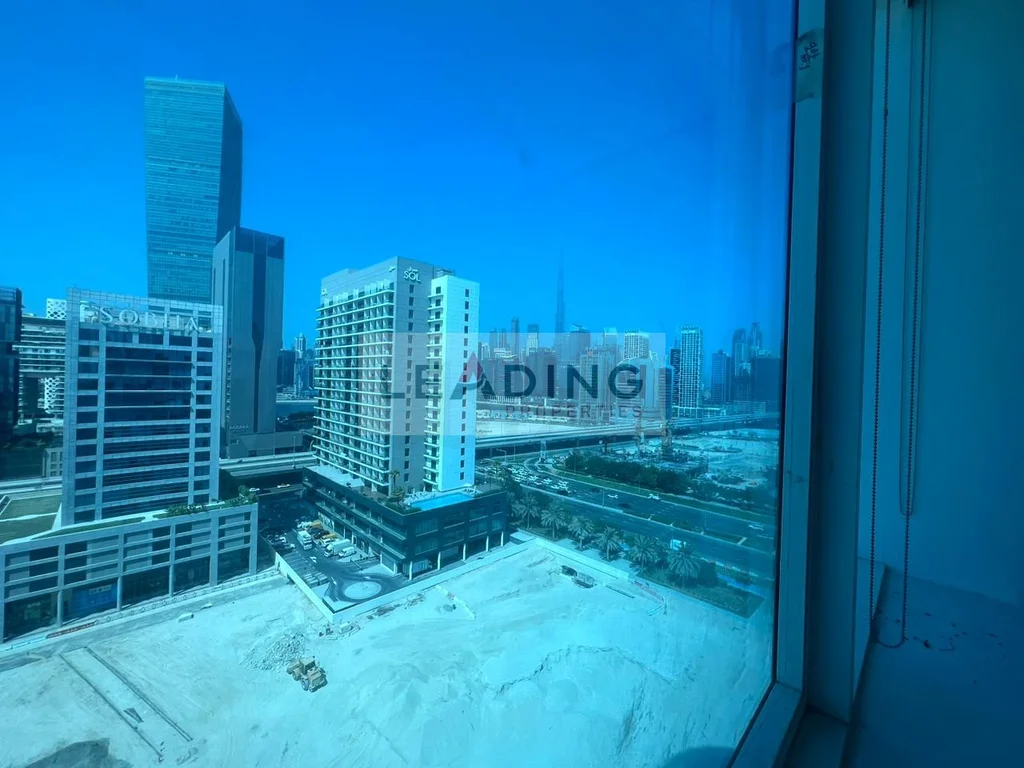 Burj View/fitted With Partitions/business Bay