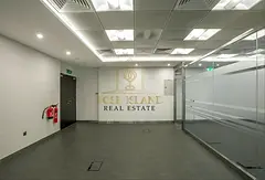 Spacious Unit| Fully Fitted| Prime Location