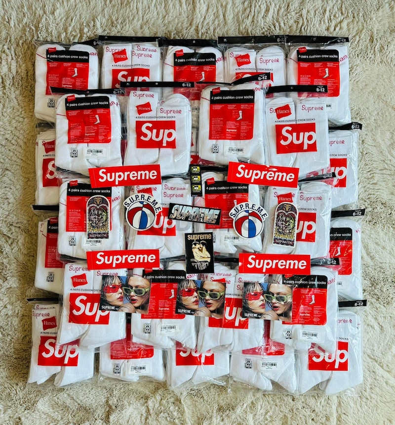 Supreme, Accessories, Supreme 4 Pk Crew Socks