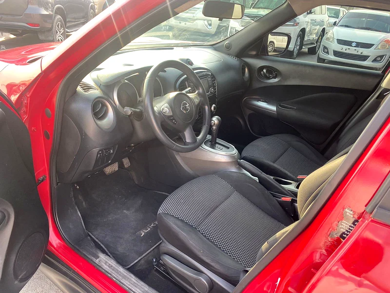 Nissan juke 2016 red color GCC calen car63149584684674112
