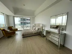 Tenanted|fully Furnished|big Size And Corner Unit
