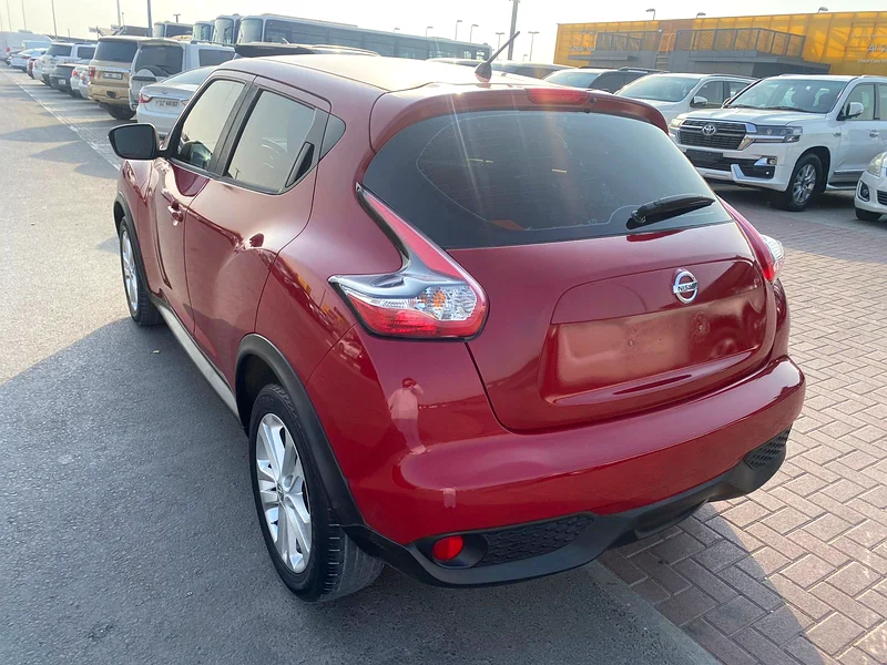 Nissan juke 2016 red color GCC calen car63149584684674114