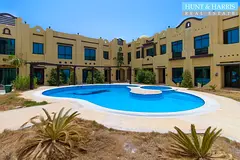 Family Friendly - Quiet Location - Shared Swimming Pool