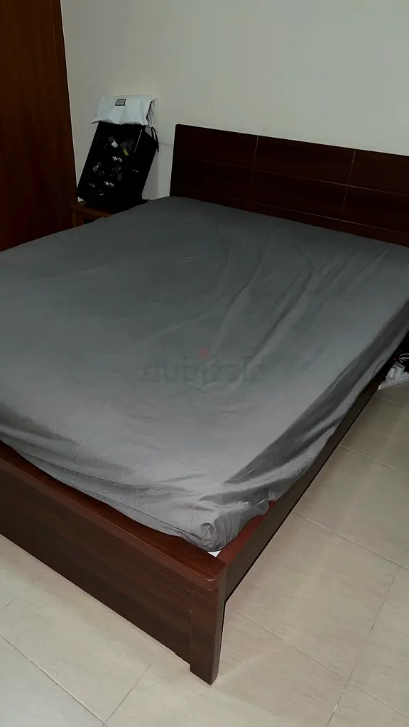 Queen Size Bed with Mattress For Sale
