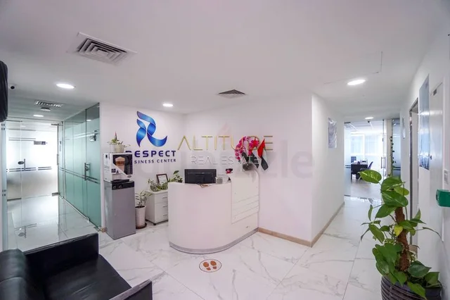 Commercial Full Floor | Massive Layout | High Roi
